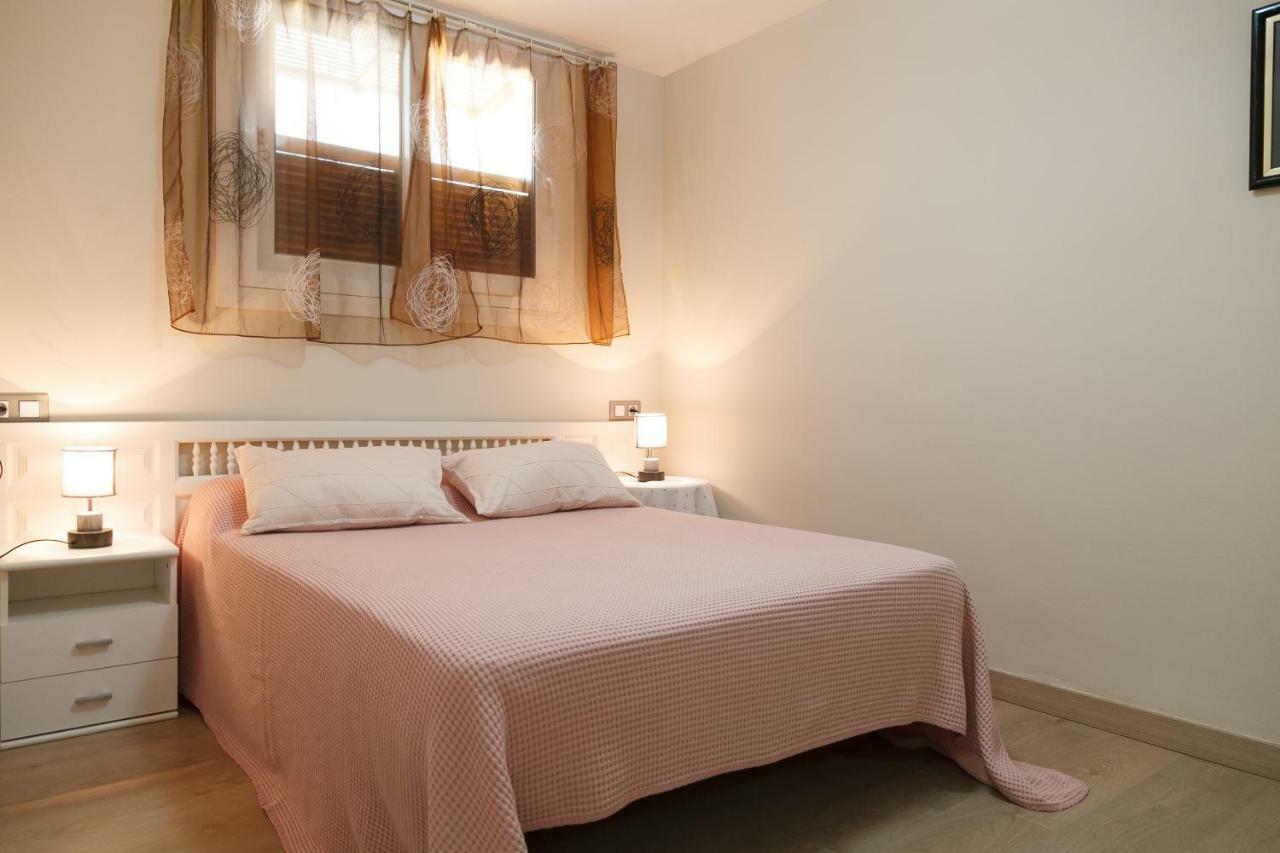 Uhc Acantilados Family Apartments ซาลอว์ ภายนอก รูปภาพ