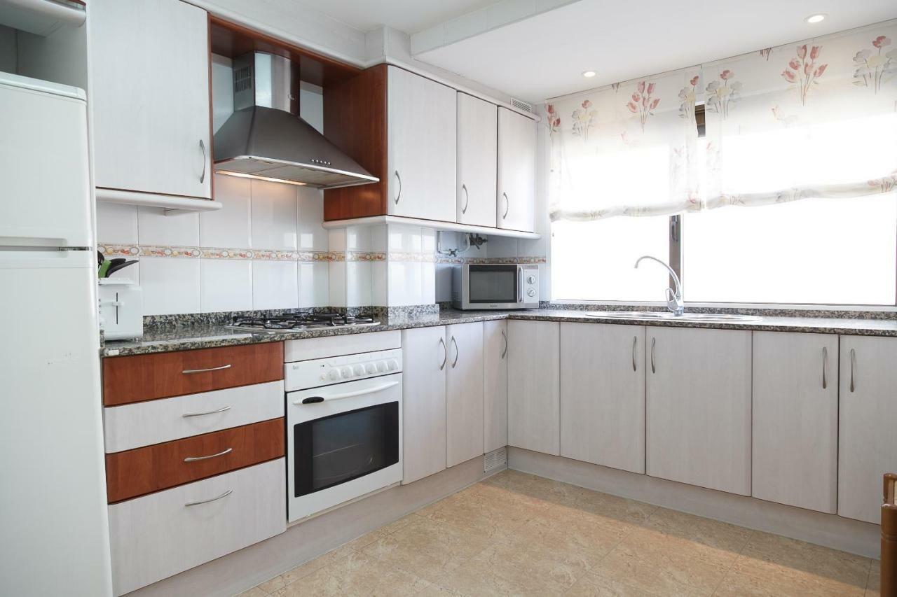 Uhc Acantilados Family Apartments ซาลอว์ ภายนอก รูปภาพ